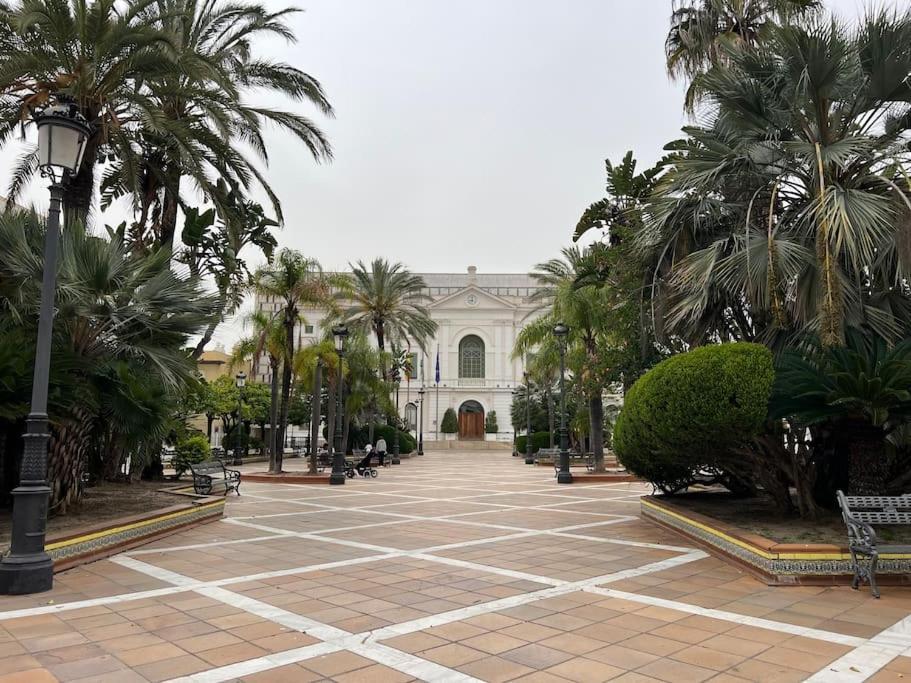 La Bodega Del Mar - Luminoso Y Centrico Apto Con Piscina En Verano Y Parking El Puerto de Santa María Exterior foto